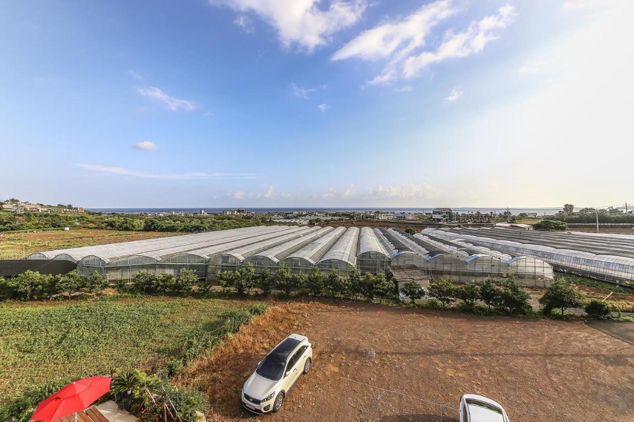 Jeju Soo Pension Szogüpho Kültér fotó